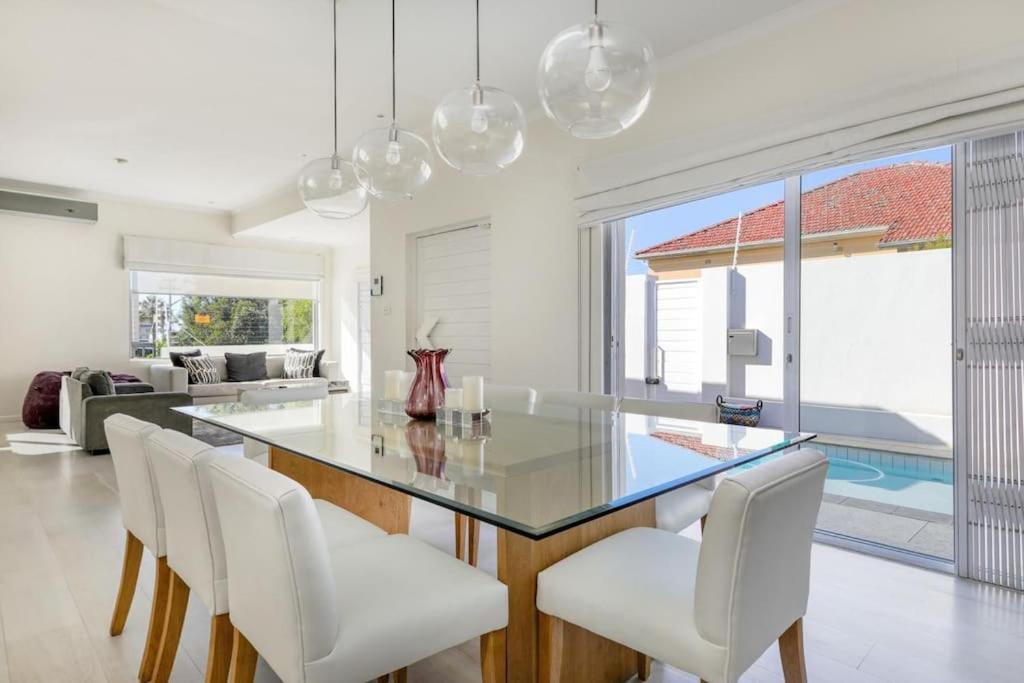 Holiday home Stylish Oasis In Sea Point Cape Town