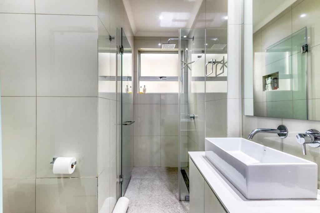 Stylish Oasis In Sea Point Holiday home